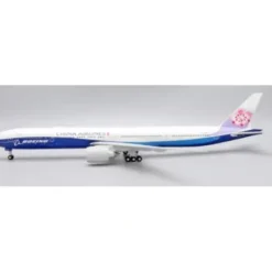 Airplane Model*JC Wings XX20020A 1:200 China Airlines Boeing 777-300ER "Dreamliner" B-18007 (Flaps Down) - Miniature Marvels: Airplane Models & Painted Dice