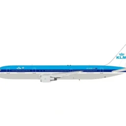 Airplane Model*JFox 1:200 JF-767-3-012 KLM Boeing 767-300 - Miniature Marvels: Airplane Models & Painted Dice
