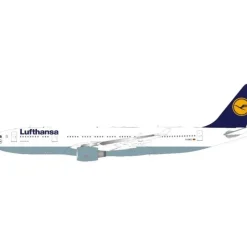 Airplane Model*Jfox 1:200 Lufthansa Airbus A330 JF-A330-2-005 - Miniature Marvels: Airplane Models & Painted Dice