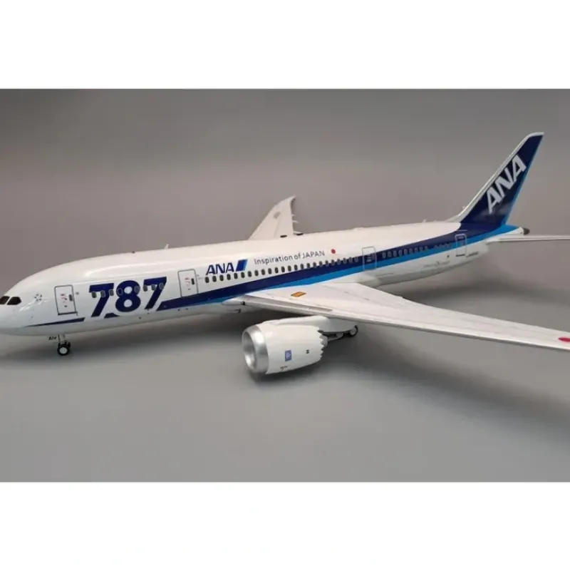 Airplane Model*JFox JF-787-8-002 1:200 ANA Boeing 787-8 JA824A - Miniature Marvels: Airplane Models & Painted Dice
