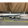 Airplane Model**JFox JF-747-4-017 1:200 Cathay Pacific Boeing 747-400 B-HOU - Miniature Marvels: Airplane Models & Painted Dice