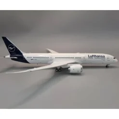Airplane Model*Jfox JF-787-9-005 1:200 Lufthansa Frankfurt am Main 787-9 D-ABPD - Miniature Marvels: Airplane Models & Painted Dice