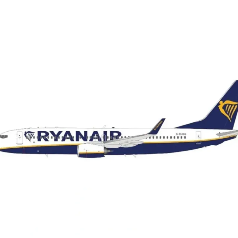 Airplane Model*JFox JF-737-8-021 1:200 Ryanair Boeing 737-800 G-RUKG - Miniature Marvels: Airplane Models & Painted Dice