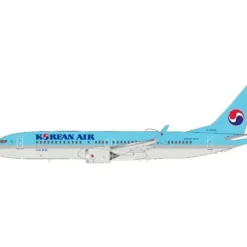Airplane Model*JFox JF-737-8M-001 1:200 Korean Air Boeing 737 MAX 8 - Miniature Marvels: Airplane Models & Painted Dice