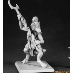 Miniature<Kosumi, Frostfang Huntress: Warlord RPR 14564 - Miniature Marvels: Airplane Models & Painted Dice