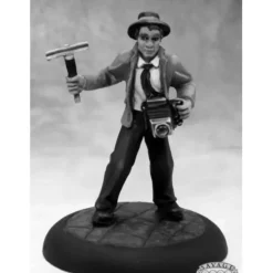 Miniature<Lacy O'Malley, Muckraker: Savage Worlds RPR 59033 - Miniature Marvels: Airplane Models & Painted Dice