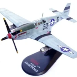 Airplane Model*Legion Models LEG-14606LA 1:72 North American P-51B Mustang "Shangri-La," 23.83-victory ace Maj. Dominic "Don" Gentile, 336th Fighter Squadron, 4th Fighter Group, USAAF, RAF Debden, April 1944 - Miniature Marvels: Airplane Models & Painted Dice