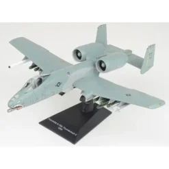 Airplane Model*Motor City Classics 27294-77 1:72 A-10 Thunderbolt II "Warthog" - Miniature Marvels: Airplane Models & Painted Dice