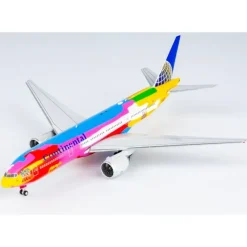 Airplane Model*NG 72005 1:400 Continental Airlines Boeing 777-200ER N77014 "Peter Max" - Miniature Marvels: Airplane Models & Painted Dice