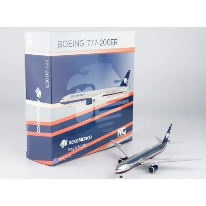 Airplane Model*NG Models 1:400 72020 AeroMexico Boeing 777-200ER N745AM - Miniature Marvels: Airplane Models & Painted Dice