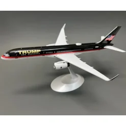 Airplane Model*NG Models 42037 1:200 Trump Force One (The Trump Organization) Boeing 757-200 N757AF (new tail) - Miniature Marvels: Airplane Models & Painted Dice