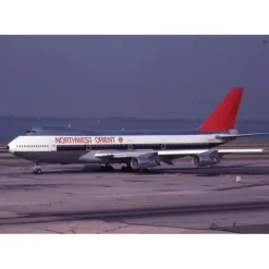 Airplane Model*Phoenix 04594 1:400 Northwest Airlines Boeing 747-200 N623US - Miniature Marvels: Airplane Models & Painted Dice