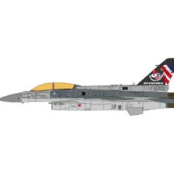 Airplane Model<Pre-Order JC Wings JCW-72-F16-024 1:72 F-16D, Republic of Singapore Air Force, 425th Fighter Squadron, 2023 - Miniature Marvels: Airplane Models & Painted Dice