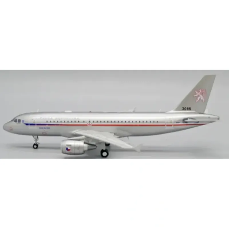 Airplane Model<Pre-Order JC Wings LH2252 1:200 Czech Republic Air Force Airbus A319(CJ) 3085 - Miniature Marvels: Airplane Models & Painted Dice