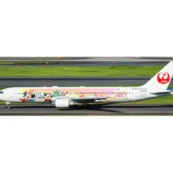 Airplane Model<Pre-Order JC Wings SA4JAL029 1:400 Japan Air Lines Boeing 767-300ER "Dream-Go-Round" - Miniature Marvels: Airplane Models & Painted Dice