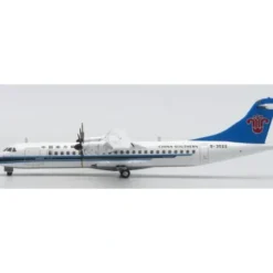 Airplane Model*Pre-Order JC Wings XC3322 1:400 China Southern Airlines ATR72-500 Reg: B-3022 - Miniature Marvels: Airplane Models & Painted Dice