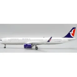 Airplane Model<Pre-Order JC Wings XX20135 1:200 Air Macau Airbus A321NEO Reg: B-MBT - Miniature Marvels: Airplane Models & Painted Dice