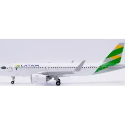 Airplane Model<Pre-Order JC Wings XX20450 1:200 LATAM Airbus A320NEO "Brazil Flag" Reg: PR-XBG - Miniature Marvels: Airplane Models & Painted Dice