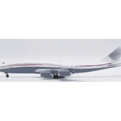Airplane Model<Pre-Order JC Wings XX40162 1:400 Qatar Amiri Flight Boeing 747-8(BBJ) A7-HBJ - Miniature Marvels: Airplane Models & Painted Dice