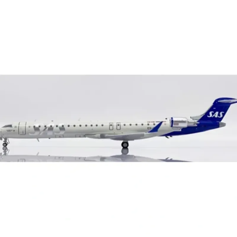 Airplane Model<Pre-Order JC Wings XX20360 1:200 SAS Scandinavian Airlines Bombardier CRJ-900ER ES-ACB - Miniature Marvels: Airplane Models & Painted Dice