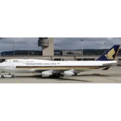 Airplane Model<Pre-Order JC Wings XX40337 1:400 Singapore Airlines Boeing 747-400 "Megatop" Reg: 9V-SPM - Miniature Marvels: Airplane Models & Painted Dice