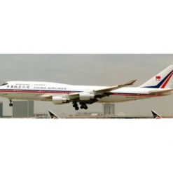 Airplane Model<Pre-Order JC Wings XX20533A 1:200 China Airlines Boeing 747-400 "OC" Reg: B-162 "Flaps Down" - Miniature Marvels: Airplane Models & Painted Dice
