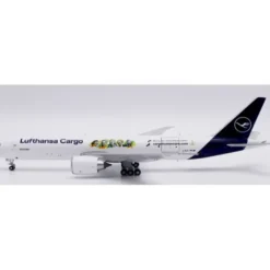 Airplane Model<Pre-Order JC Wings XX40227C 1:400 Lufthansa Cargo Boeing 777F "cargohumancare.com""Interactive Series" Reg: D-ALFI - Miniature Marvels: Airplane Models & Painted Dice