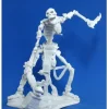 Reaper Miniatures<Reaper Colossal Skeleton 77116 - Miniature Marvels: Airplane Models & Painted Dice