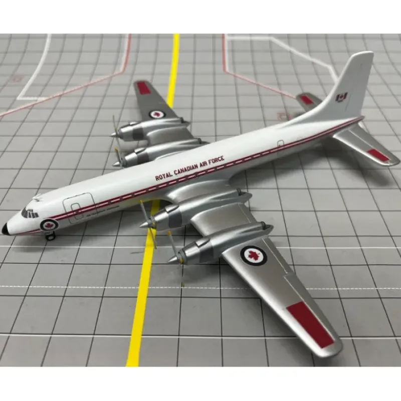Airplane Model<Sky Classics 1:200 Canadair CC-106 Yukon RCAF CL-44 - Miniature Marvels: Airplane Models & Painted Dice