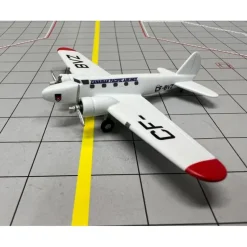 Airplane Model<Sky Classics 1:200 Canadian Pacific Airlines Boeing 247 - Miniature Marvels: Airplane Models & Painted Dice
