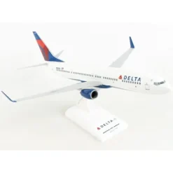 Airplane Model<SkyMarks 1:130 Delta Boeing 737-900 SKR826 - Miniature Marvels: Airplane Models & Painted Dice
