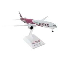 Airplane Model<SkyMarks 1:200 Qatar Boeing 777-300 A7-BEB "FIFA World Cup 2022" SKR1141 - Miniature Marvels: Airplane Models & Painted Dice
