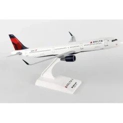 Airplane Model<SKYMARKS SKR878 DELTA A321 1/150 - Miniature Marvels: Airplane Models & Painted Dice