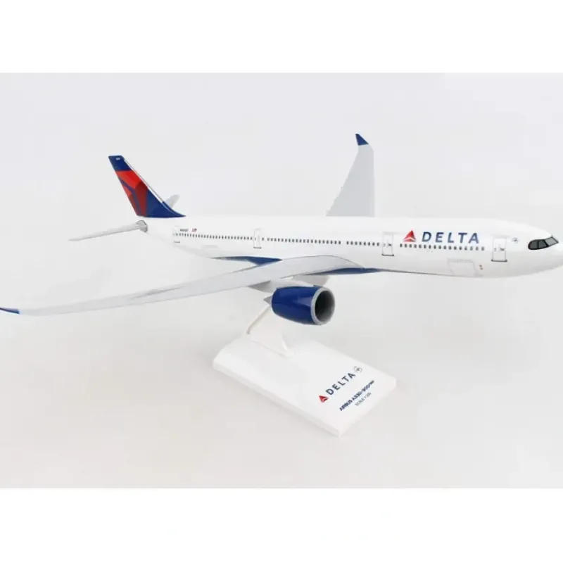 Airplane Model<SKYMARKS SKR984 DELTA A330-900NEO 1/200 - Miniature Marvels: Airplane Models & Painted Dice
