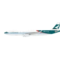 Airplane Model<WB Models WB-A330-3-001 1:200 Cathay Pacific Airbus A330-343 - Miniature Marvels: Airplane Models & Painted Dice