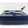 Airplane Model**WB Models WB-Classic II-ZA 1:200 Lufthansa Boeing 747-200 D-ABZA - Miniature Marvels: Airplane Models & Painted Dice