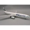 Airplane Model<White Box Models WB-A330-3-002 Cathay Pacific A330-341 B-HLU - Miniature Marvels: Airplane Models & Painted Dice