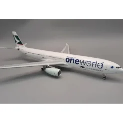 Airplane Model<White Box Models WB-A330-3-002 Cathay Pacific A330-341 B-HLU - Miniature Marvels: Airplane Models & Painted Dice